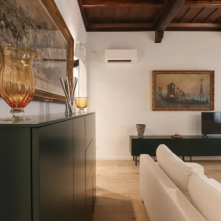 We - Frattina14 - Piazza Di Spagna Апартаменты